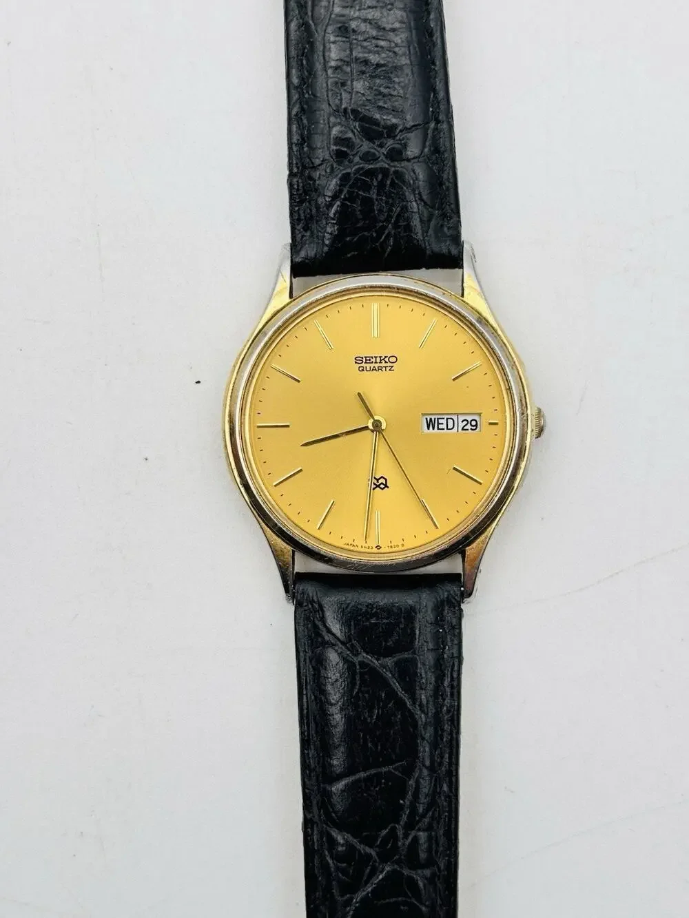 Seiko SQ Watch Men 33mm Gold Dial Gold Tone Daydate Round 5H23-7B09 New Battery